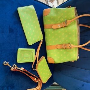 DOONEY & BURKE handbag